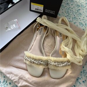 Badgley Mischka - Talia Flats - NEW